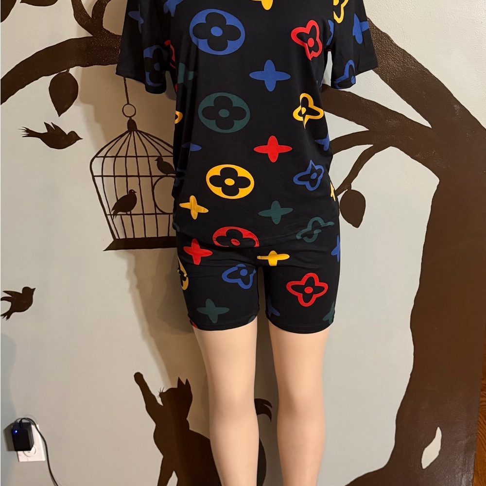 Colorful Patterned Women's Shorts Set